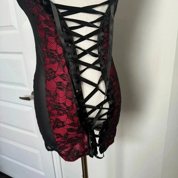 Y2K Elegant Red and Black Lace Chemise Lace Up Lingerie Slip S  Goth Punk Vampy - Picture 5 of 6